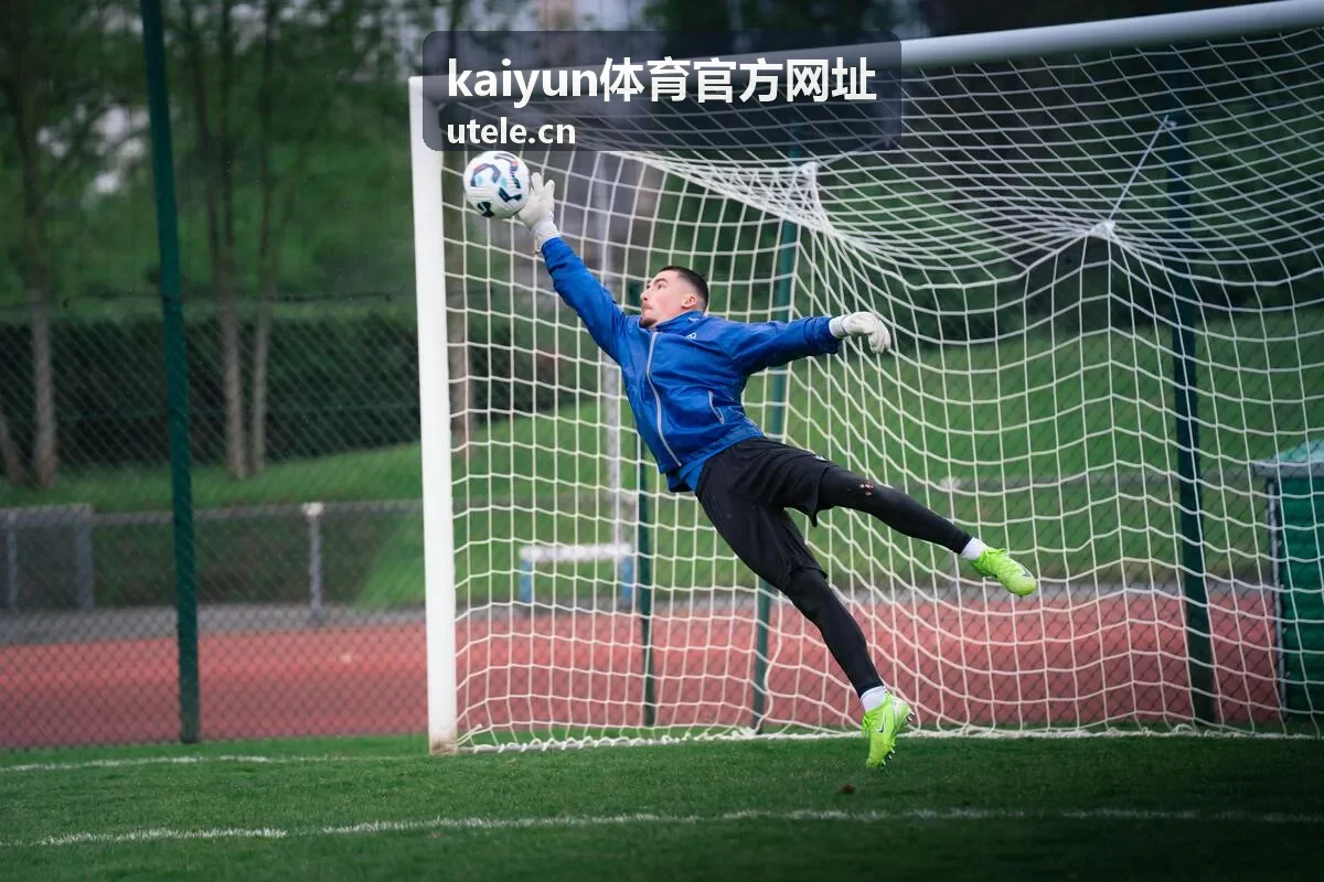 kaiyun体育官方网址桌面端与移动端关注列表同步